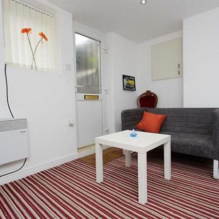 Brownhill Studio In Leeds Λιντς Δωμάτιο φωτογραφία